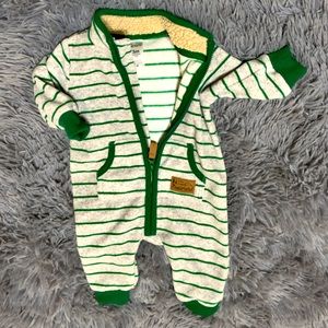 Carter’s green an gray one piece long sleeve bodysuit unisex sz. 3ms